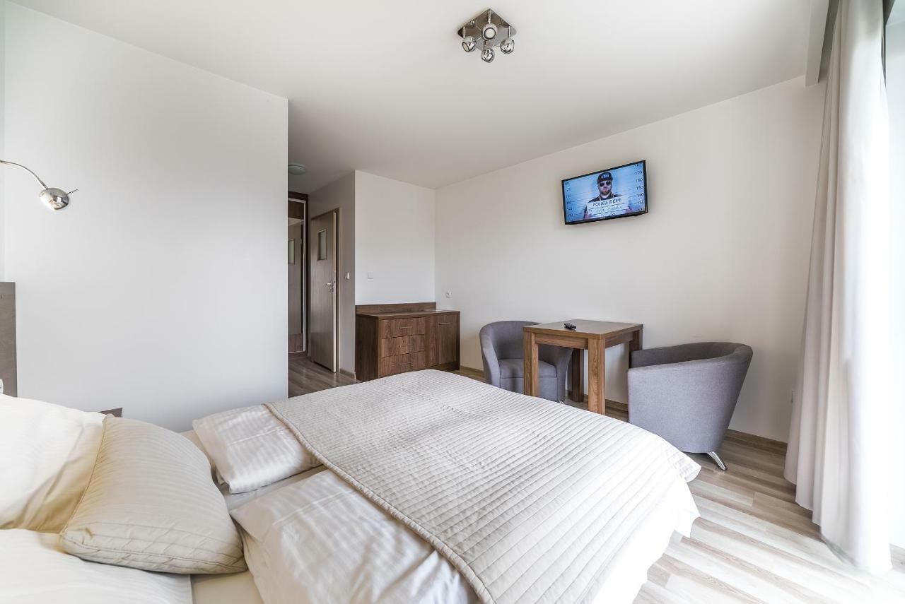 יאסטארניה Apartamenty I Pokoje Goscinne Relax מראה חיצוני תמונה